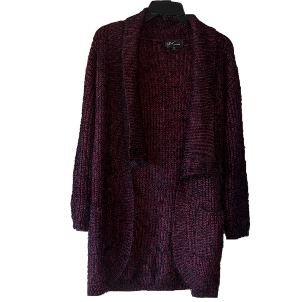 nicole sabbatini Women's oversized fuzzy Burgundy Sweater Cardigan with pockets - Picture 2 of 7